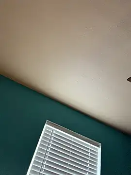 bossyroxy84 online show from February 5, 2026, 6:04 pm