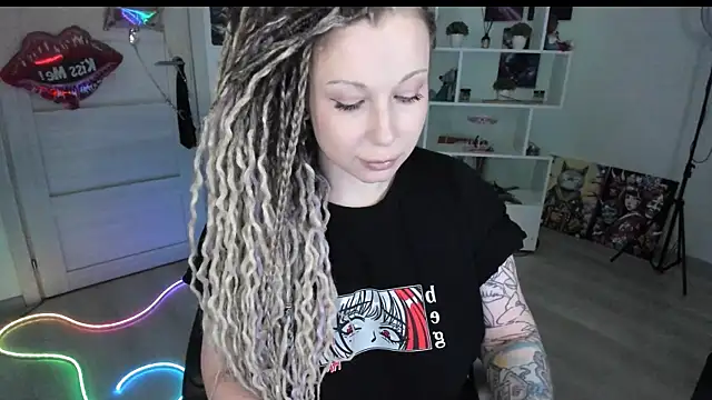 HoneySallyMoore online show from March 29, 2026, 6:53 pm