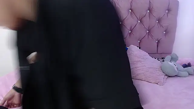 Snapshot of duo_peludoo chatting on December 3, 2025, 5:45 pm duo peludoo online show from December 3, 2025, 5:45 pm