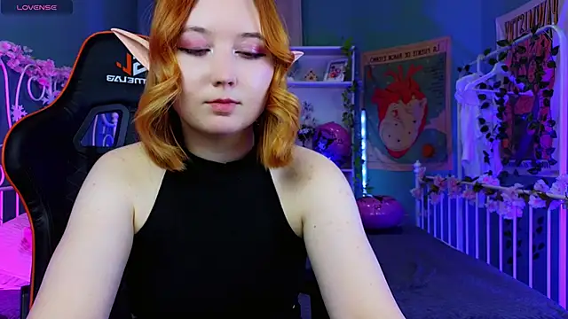 MizukiNoYoru online show from February 22, 2025, 12:05 am