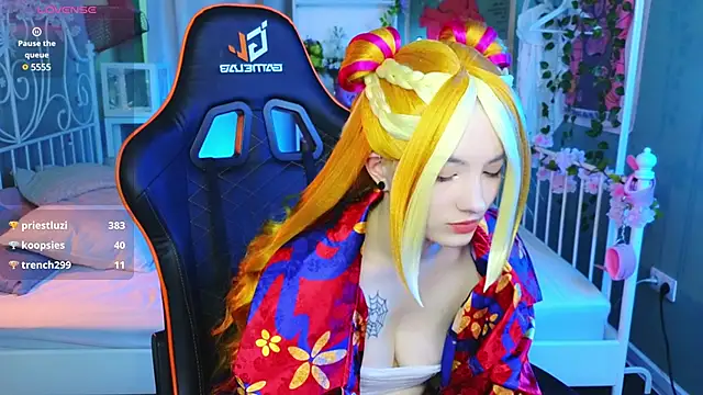 Akemi Sora  online show from March 8, 2025, 1:25 pm