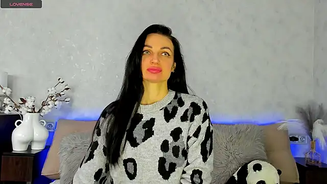 Tina Mart online show from January 11, 2026, 11:39 am