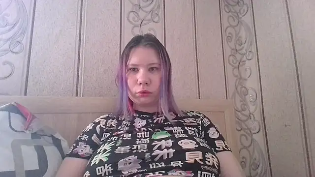 Snapshot of Little_kitsune1707 chatting on September 24, 2025, 5:14 am Little kitsune1707 online show from September 24, 2025, 5:14 am