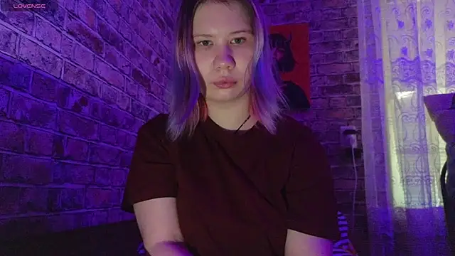 Snapshot of Little_kitsune1707 chatting on September 27, 2025, 8:42 am Little kitsune1707 online show from September 27, 2025, 8:42 am