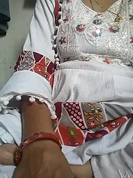 Snapshot of lovely----bhabhi chatting on February 9, 2026, 5:05 am lovely----bhabhi online show from February 9, 2026, 5:05 am