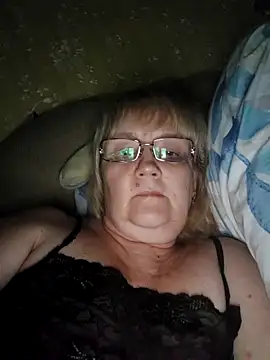 Violet5364 online show from November 24, 2025, 9:37 pm