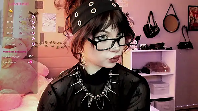 Snapshot of marynixoxo chatting on February 16, 2026, 8:57 am marynixoxo online show from February 16, 2026, 8:57 am