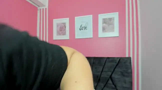 Amelia Royer online show from March 4, 2025, 12:33 pm