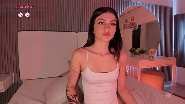 Giselle royy online show from November 11, 2025, 11:20 pm