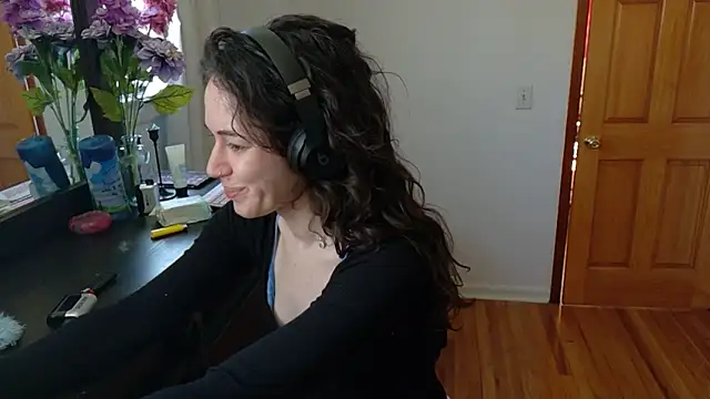 lucidmia online show from March 2, 2025, 7:19 pm