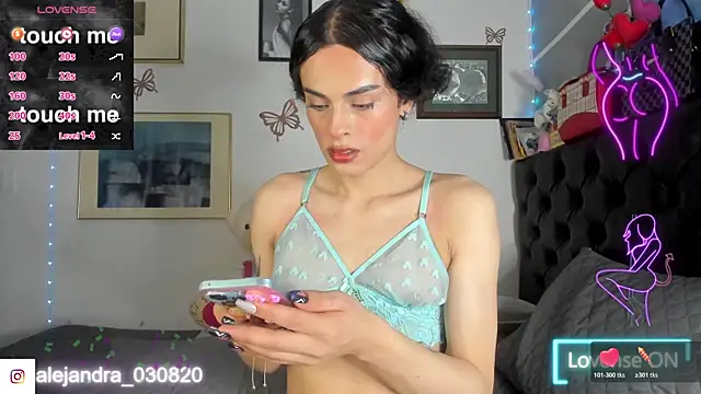 Meghan hott online show from November 5, 2025, 6:16 am