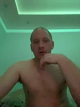 Krzysiekg123 online show from January 14, 2026, 7:17 pm