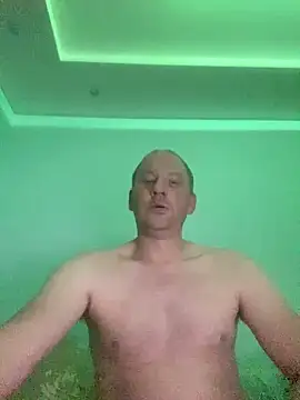 Krzysiekg123 online show from January 17, 2026, 4:05 am