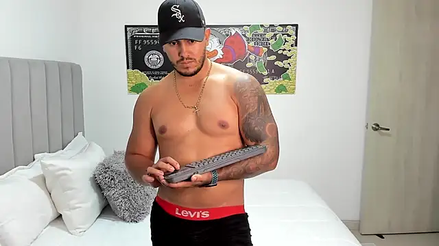 owen-pierces online show from March 5, 2025, 2:14 am