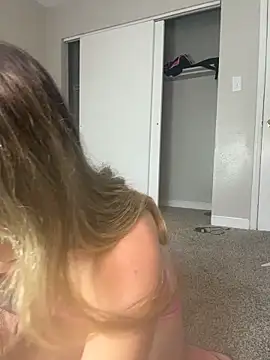 angelicasn0w online show from March 9, 2026, 1:25 pm