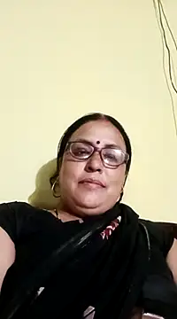 Kiyara8 online show from March 2, 2025, 5:41 pm