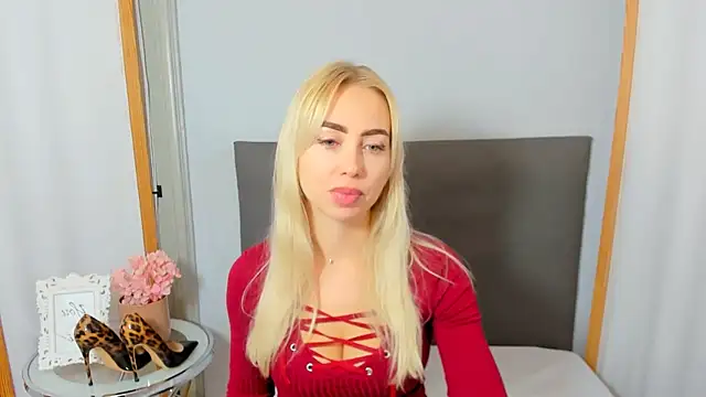 MargaritaRose online show from October 26, 2025, 8:20 pm