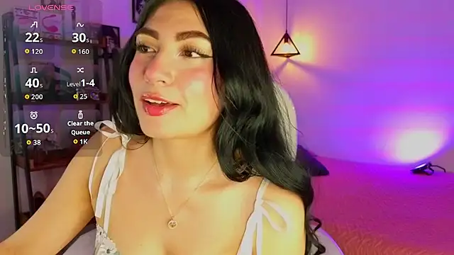 Miller Vanessa  online show from September 18, 2025, 9:07 pm