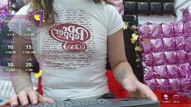 Snapshot of poisondost_hot chatting on November 18, 2025, 2:31 pm poisondost hot online show from November 18, 2025, 2:31 pm