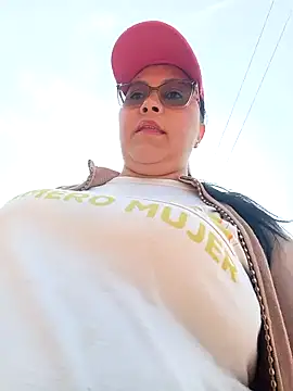 promiscuous-indecent-momm online show from April 12, 2026, 1:36 pm