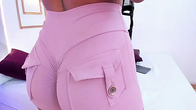 KylieGomeez online show from March 12, 2025, 11:22 pm