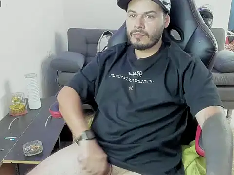 ragnar lothbrok777 online show from April 2, 2026, 7:42 pm