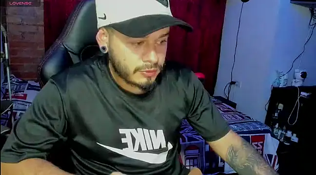 Snapshot of ragnar_lothbrok777 chatting on February 19, 2025, 5:05 am ragnar lothbrok777 online show from February 19, 2025, 5:05 am