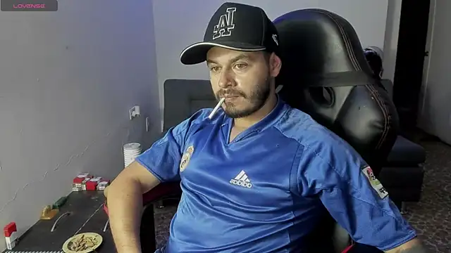 Snapshot of ragnar_lothbrok777 chatting on November 9, 2025, 10:47 pm ragnar lothbrok777 online show from November 9, 2025, 10:47 pm