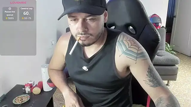 Snapshot of ragnar_lothbrok777 chatting on October 7, 2025, 7:15 pm ragnar lothbrok777 online show from October 7, 2025, 7:15 pm