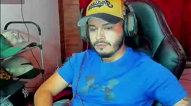 Snapshot of ragnar_lothbrok777 chatting on March 13, 2025, 4:05 am ragnar lothbrok777 online show from March 13, 2025, 4:05 am