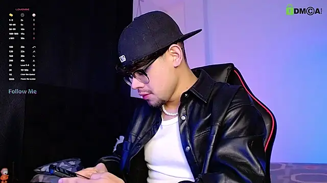 Snapshot of isaac-saenz chatting on November 1, 2025, 10:03 pm isaac-saenz online show from November 1, 2025, 10:03 pm