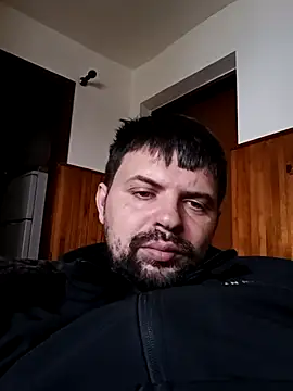 xxxdeo online show from February 26, 2025, 1:43 pm