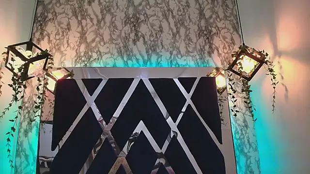 charlotte bluee online show from October 17, 2025, 7:15 pm