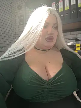 Eliaden online show from October 15, 2025, 4:11 am