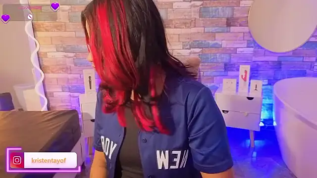 Snapshot of kristen_tay chatting on January 16, 2026, 3:32 am kristen tay online show from January 16, 2026, 3:32 am