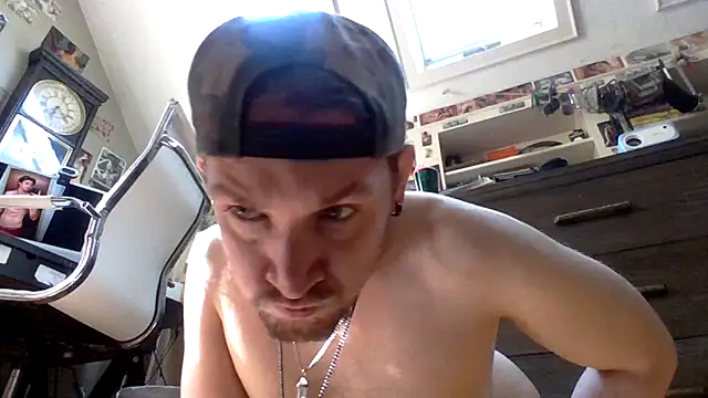 Sk00byJaXxX212 online show from March 14, 2025, 2:30 pm