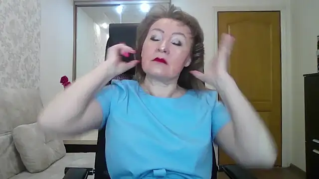 Victoria secrets  online show from March 8, 2025, 5:38 am