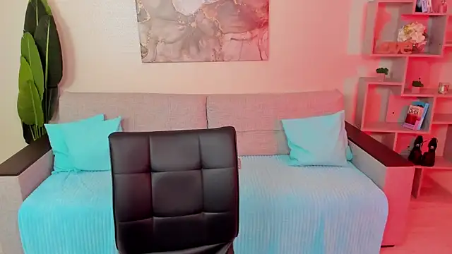 GabriellaMays online show from March 13, 2026, 5:12 am