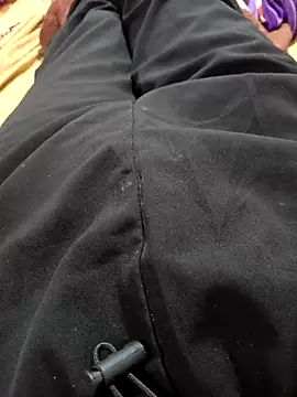 boyyouwant33 online show from February 12, 2025, 9:33 pm