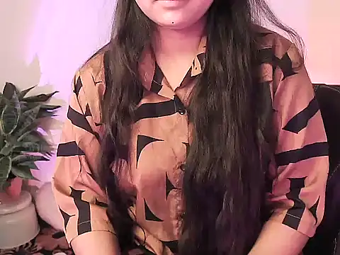 megancatluna online show from December 17, 2025, 5:01 am