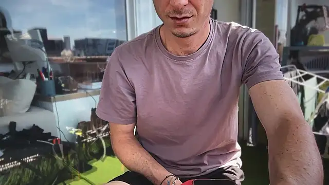 MikymikeBBWD online show from May 22, 2026, 12:58 pm