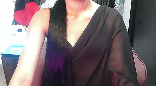 Snapshot of jenifermedow chatting on March 8, 2025, 7:38 am jenifermedow online show from March 8, 2025, 7:38 am