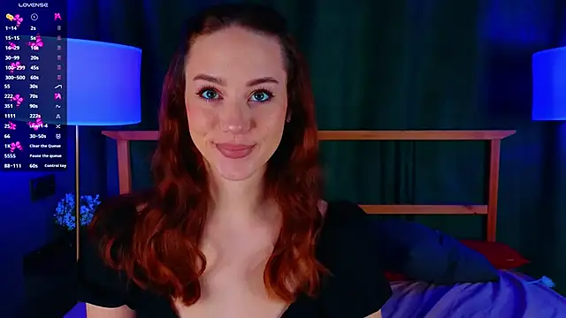 StacyWatts online show from November 2, 2025, 8:36 pm