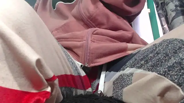 Gaby-sexy online show from October 6, 2025, 1:56 pm