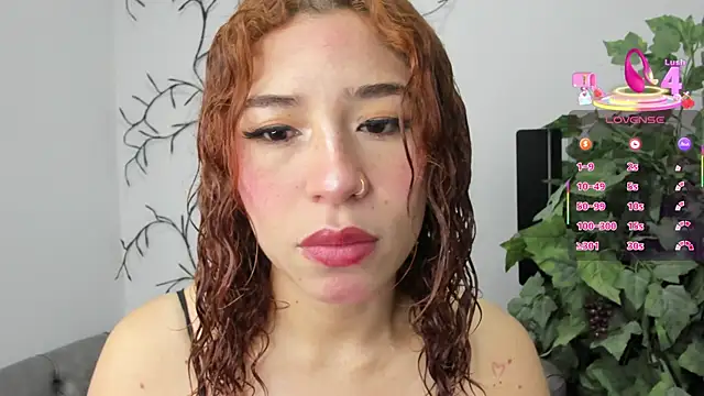 Snapshot of miss__daphne chatting on March 3, 2025, 2:33 am miss daphne online show from March 3, 2025, 2:33 am