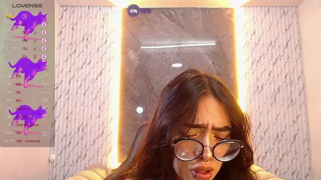 Anni acker b online show from October 17, 2025, 1:02 pm