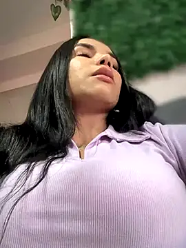 Snapshot of Naatalia chatting on September 18, 2025, 9:40 pm Naatalia online show from September 18, 2025, 9:40 pm