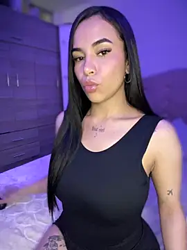 Snapshot of Naatalia chatting on November 19, 2025, 8:53 pm Naatalia online show from November 19, 2025, 8:53 pm