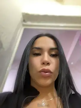 Naatalia online show from July 17, 2026, 9:12 pm