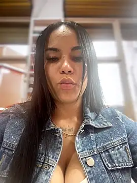 Snapshot of Naatalia chatting on February 27, 2026, 10:20 pm Naatalia online show from February 27, 2026, 10:20 pm